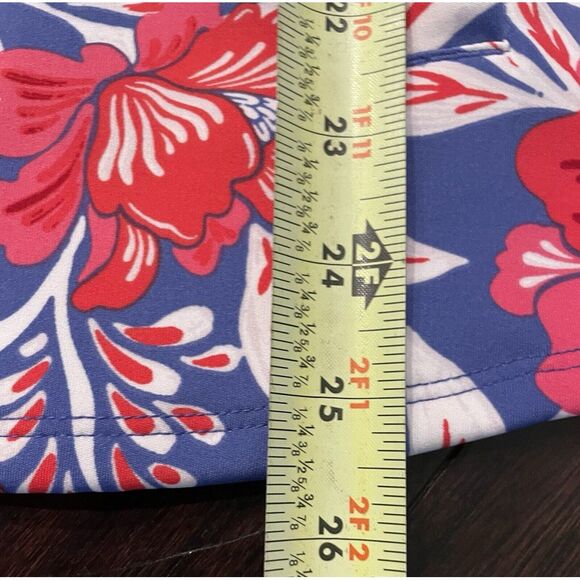 Sigrid Olsen Full Zip Activewear Jacket Floral Size Lg NWT UPF 50 Thumb Hole - Picture 8 of 9